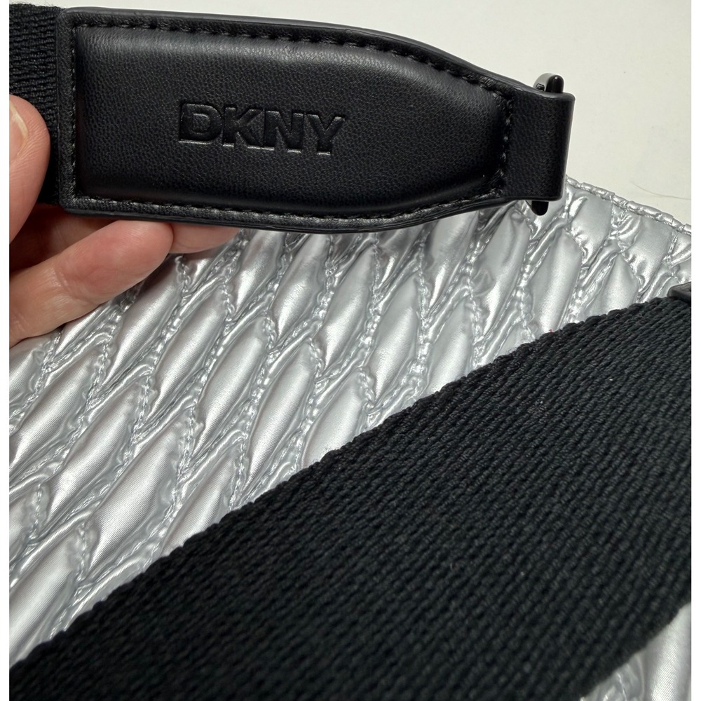 DKNY Mack East West Small Crossbody Silver Quilted Minimalist festival Y2k - Picture 7 of 9